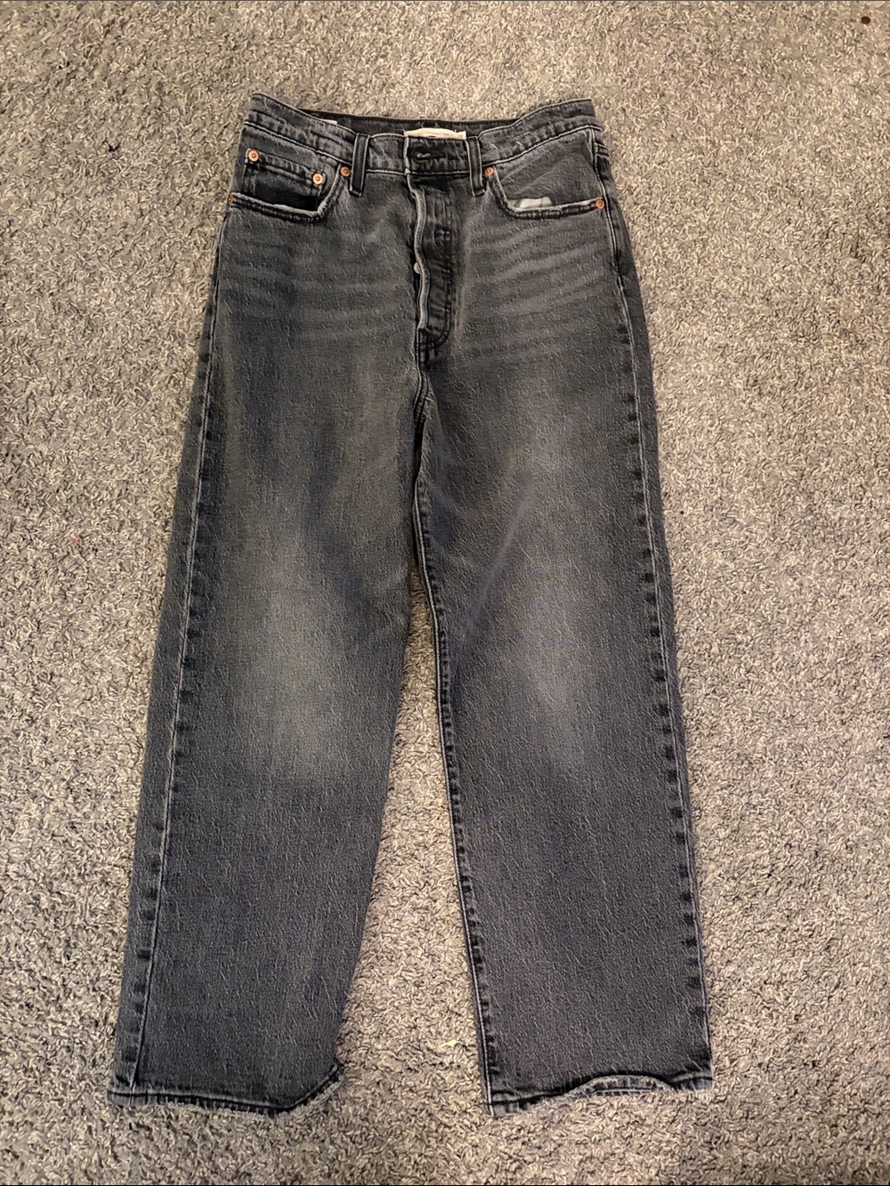 Women’s Levi’s Ribcage Straight Black Gray Wash Size 28